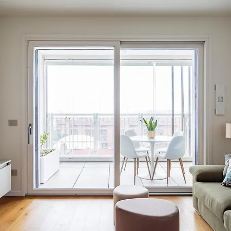 The Luxe Naviglio - 5 Min From Metro M4 Frattini Апартаменты Милан