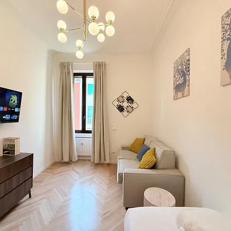 Bright And Spacious In The Heart Of Citta Studi 밀라노