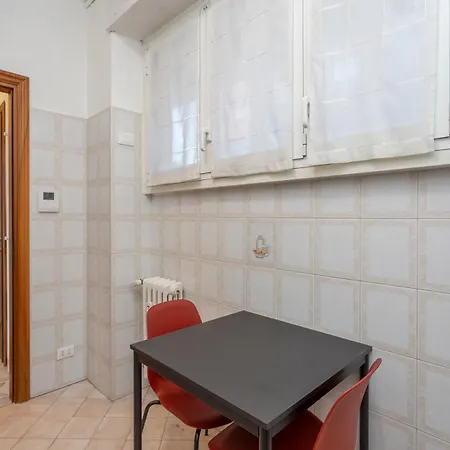 Modern Two-room Between Linate And The Center Milaan