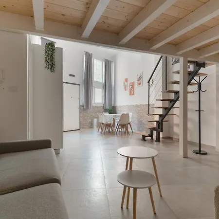 Guesthost - Affori Cozy Flat 아파트