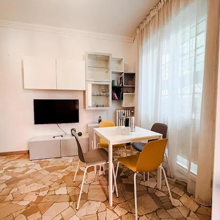 Salgari - Vicino Metro E Tram - Apartamento *