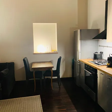 Hostmate - - Arco Della Pace Experience Apartamento