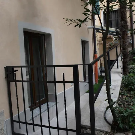 Appartamento Ampio Trilocale 5 Posti Letto, 2 Bagni - M4 Dateo *