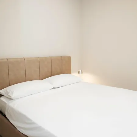 Apartamento Elegante E Luminoso In Zona Navigli