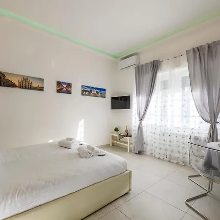 Tagiura, 25 - For Work And Leisure