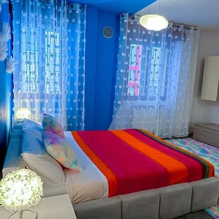 Cloud House - Gorla M1 Red Metro Station Apartment Milan