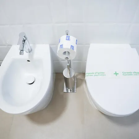 Navigli-metro-moda & Design District Ac & Self Check-in Apartament *