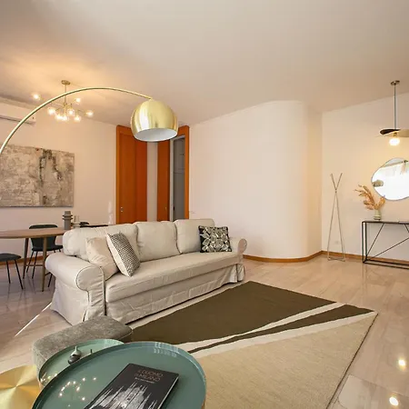 Appartement Santa Sofia M4 Chic - Center *