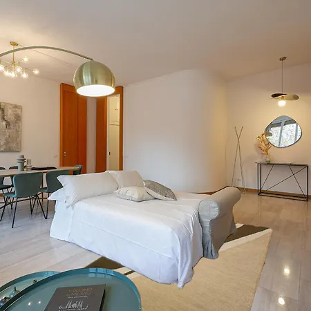 Santa Sofia M4 Chic - Center Milaan