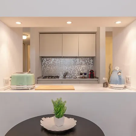 Διαμέρισμα Modern One-bedroom Flat Near Corso