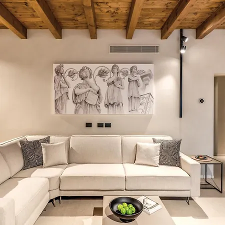 Seety Porta Romana Statue Appartement *