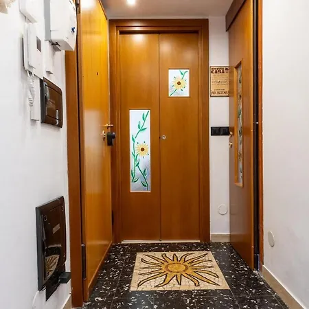 Host4u - The House Of The Rising Sun, In Milano