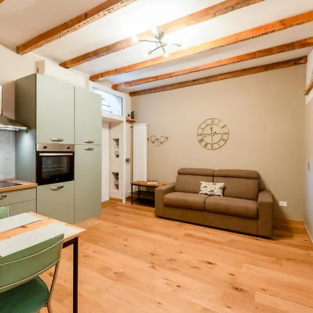 Modern Flat Near Skyline Appartamento