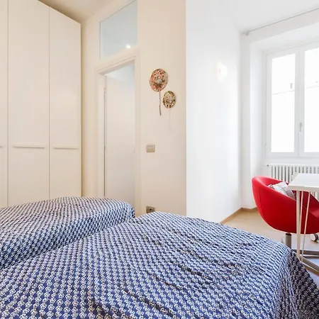 Luminoso Trilocale Centro Navigli Tortona A * Milan