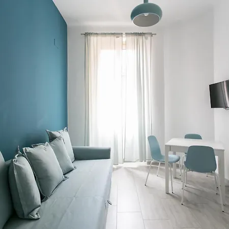 Italianflat - Blue In The Sky * Milaan
