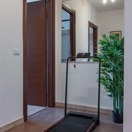 Mico, M5, Life - Luxury Con Terrazza E Vista 8o Piano - Su Scannu Life *