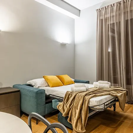 Luxury Modern Near Duomo - Exclusive & Apartmán *