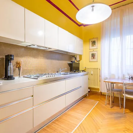 Duomo Elegant Retreat - Spacious 120 Sqm Up To 5 - 3 Min Walk To Duomo * Mediolan