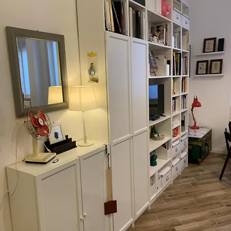 Cozy Jommelli * Milano
