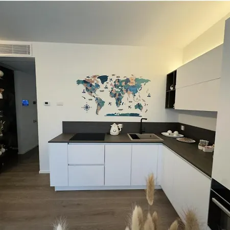 Luxury - Metropolitana M4- San Babila -stadio San Siro - Duomo - Aeroporto Linate - Castello Sforzesco Apartmán *