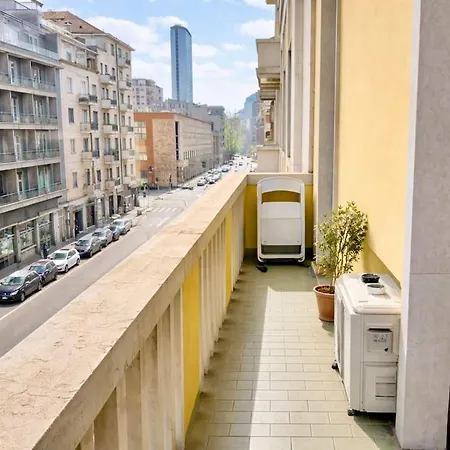 Daire District Flat Milano