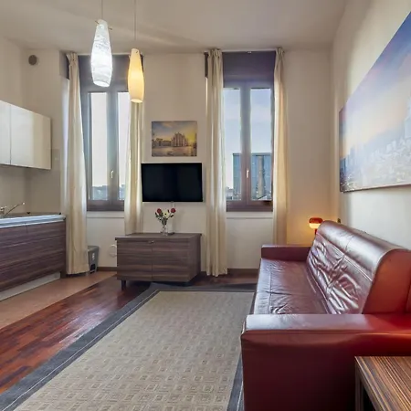 Fashion Soupra By Interhome Milan