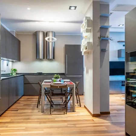 Scipioni Metro Grand - 8 Guests Wi-fi Apartment *
