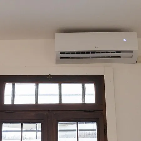 Easy Loft Next To Loreto Metro Stop Appartement