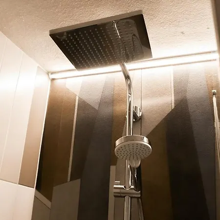 Isola Loft 5 Minutes Walk From Garibaldi Station Mediolan