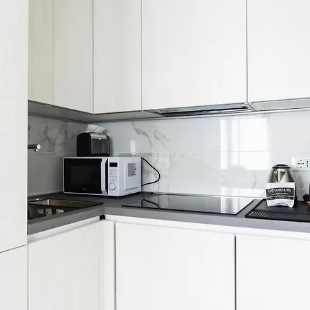 Youhosty - Porta Romana 51 Milan