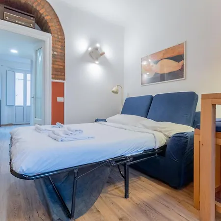 Chic Retreat - New Bright