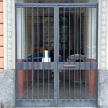 Ampio Trilocale 5 Posti Letto, 2 Bagni - M4 Dateo * Milánó