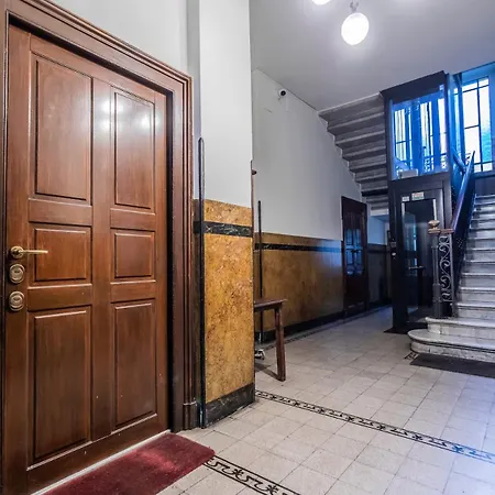 M25 - Garage Loft Διαμέρισμα Μιλάνο