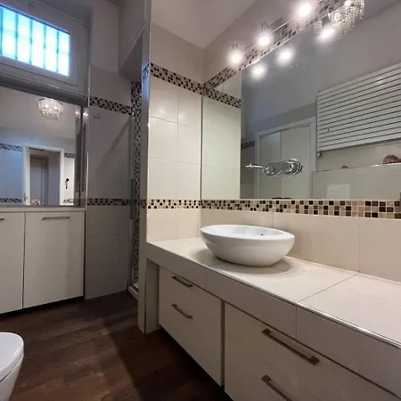 Chandelier - Center *