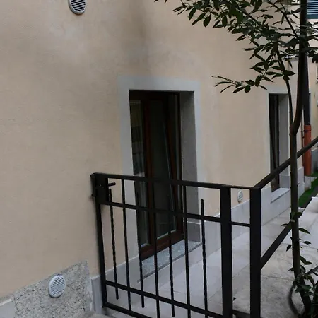 Ampio Trilocale 5 Posti Letto, 2 Bagni - M4 Dateo Milano