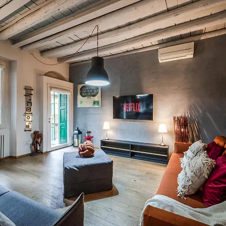 The Legend Loft - Bosco Verticale View *