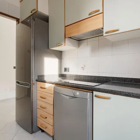 Guesthost - Cozy Near San Siro Apartment Milan