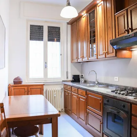 Apartament Navigli-metro-moda & Design District Ac & Self Check-in Mediolan
