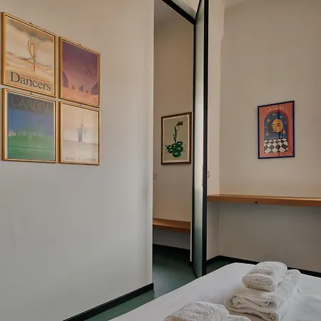 Just Urban - Chic Retro 1br -10 Min By Tram To Duomo Appartamento *