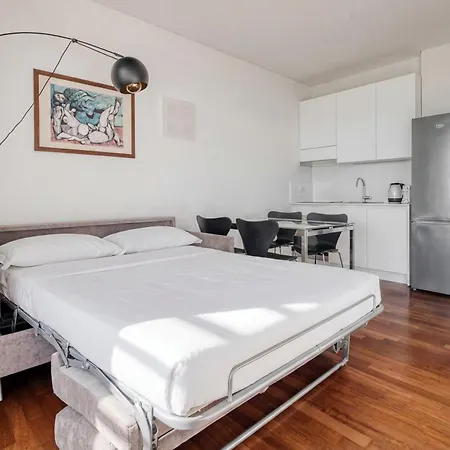 Giaxtower Palestra & Piscina Pure Living Apartment Milan