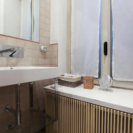 The Double Comfort - Quiet Flat, 2 Private Bathrooms In Centre Lägenhet