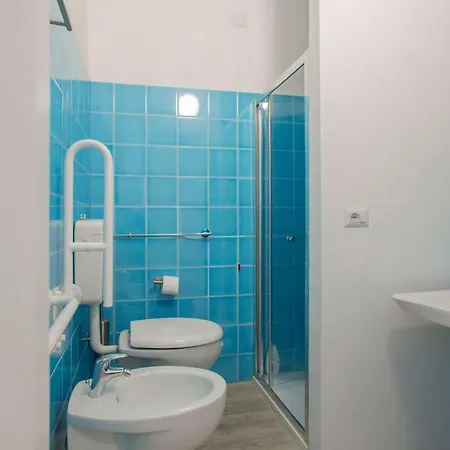 Amaranth Sempione * Milaan