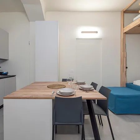 Appartement Duomo M5 A Stone's Throw From The Subway Milan