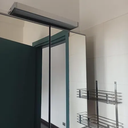 15 Min From The Cathedral, Spacious, Bright, Elevator, Wi-fi Apartamento Milão