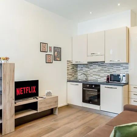 Family-friendly In Isola District Appartement *