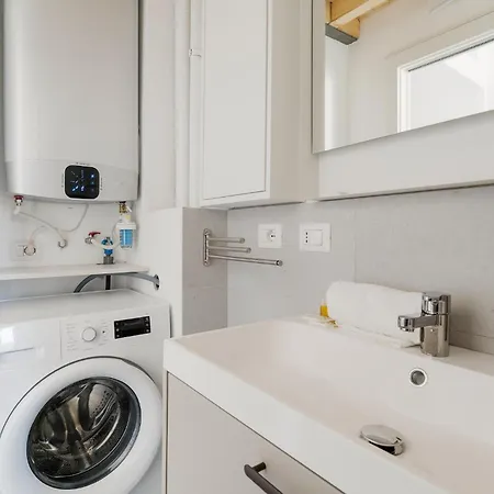 Guesthost - Mm2 Lambrate Bright * Milán