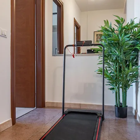 Mico, M5, Life - Luxury Con Terrazza E Vista 8o Piano - Su Scannu Life