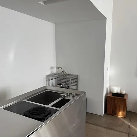Urban Retreat Minutes Away From Duomo Cathedral Lägenhet Milano