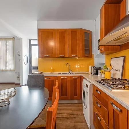 Via Torino Heart -apartment In The Heart Of *