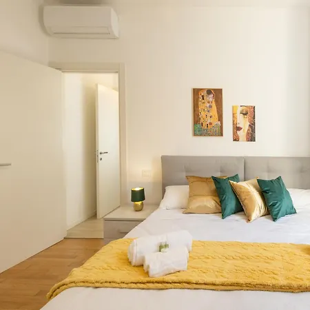Artstay - Near Metro, Train Station, Isola